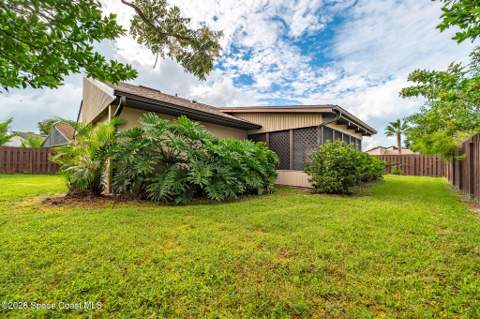 305 Bayhead Drive, Melbourne FL - photo 15 of 46