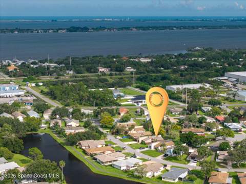 305 Bayhead Drive, Melbourne FL - photo 8 of 46