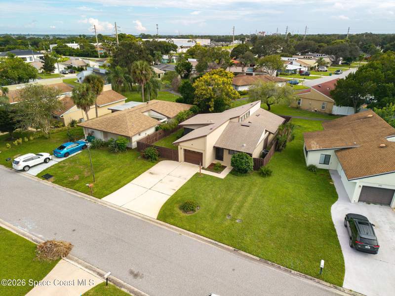 2 bedroom Single Family Residence at 305 Bayhead Drive, Suntree Pud Stage 10 Tract 4, Melbourne — photo 4