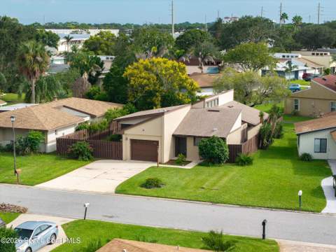 305 Bayhead Drive, Melbourne FL - photo 19 of 46