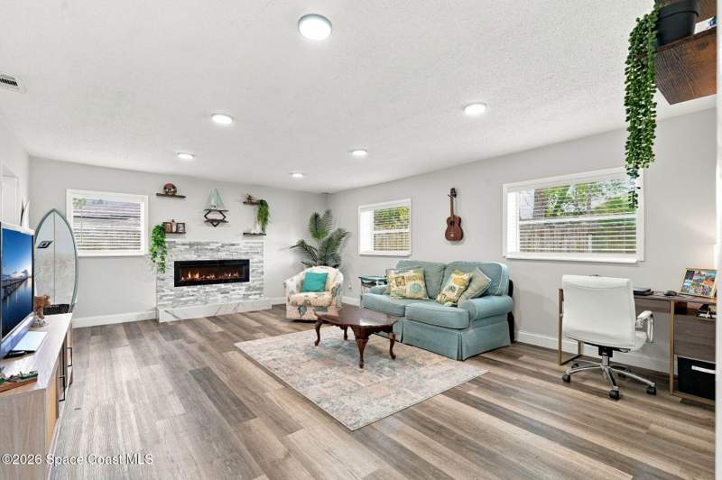 3 bedroom Single Family Residence at 4418 Sherwood Boulevard, Sherwood Park Sec F, Melbourne — photo 4