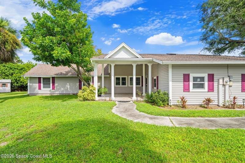 4 bedroom Single Family Residence at 4575 Annette Court, Citrus River Groves Unit 1, Merritt Island — photo 5
