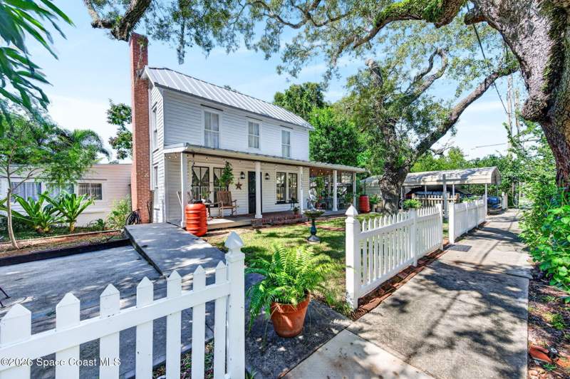 3 bedroom Single Family Residence at 1332 Highland Avenue, Roeschs Add To Eau Gallie, Melbourne — photo 2