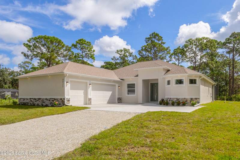 4 bedroom Single Family Residence at 159 Deer Run Road, Deer Run, Palm Bay — photo 3