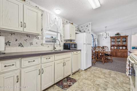 7645 Longhorn Avenue #Q9, Micco FL - photo 10 of 32
