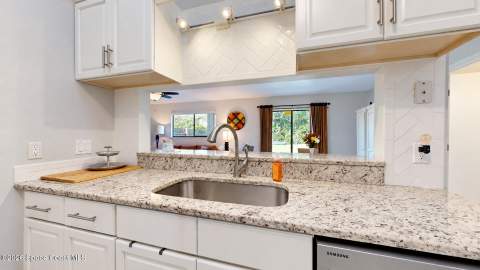 672 Casa Grande Drive, Melbourne FL - photo 6 of 29