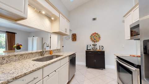 672 Casa Grande Drive, Melbourne FL - photo 7 of 29