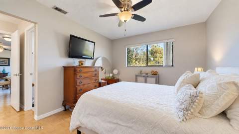 672 Casa Grande Drive, Melbourne FL - photo 17 of 29