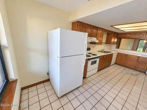 5660 N Banana River Boulevard #5, Cocoa Beach FL - photo 7 of 32