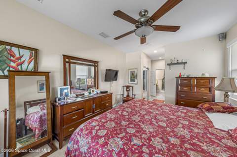 576 Gardendale Circle, Palm Bay FL - photo 14 of 37