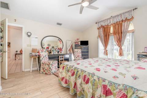 915 Elmont Street, Palm Bay FL - photo 18 of 33