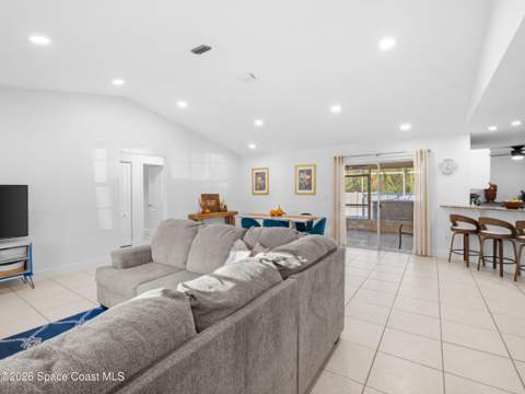 585 Boxthorn Avenue, Palm Bay FL - photo 7 of 44
