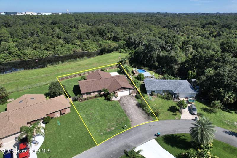 3 bedroom Single Family Residence at 2297 Granville Street, Port Malabar Country Club Unit 6, Palm Bay — photo 2