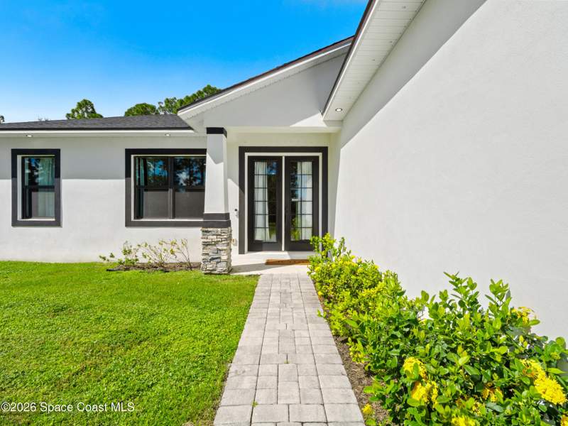 4 bedroom Single Family Residence at 700 Cornelia Avenue, Port Malabar Unit 12, Palm Bay — photo 4