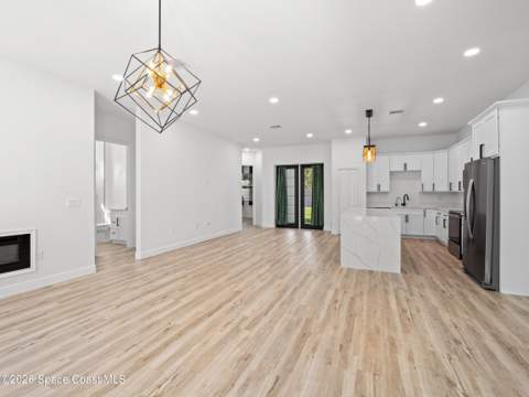 700 Cornelia Avenue, Palm Bay FL - photo 6 of 32