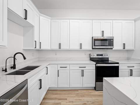 700 Cornelia Avenue, Palm Bay FL - photo 12 of 32