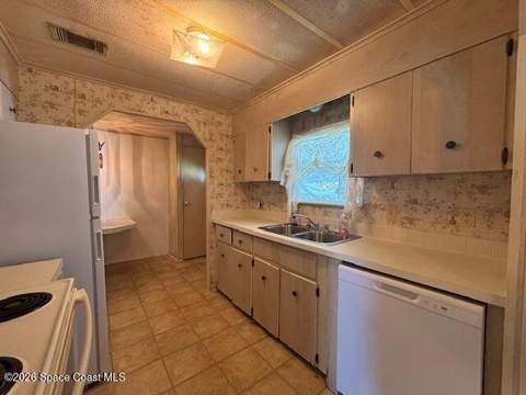 945 Jacaranda Drive, Sebastian FL - photo 10 of 26