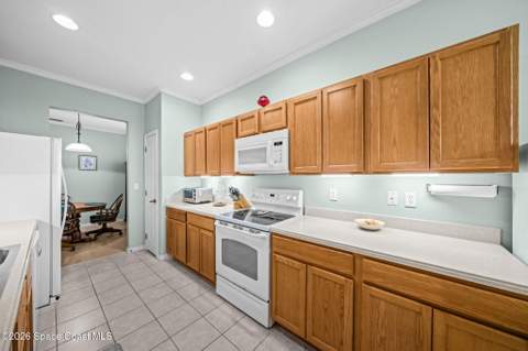1020 Venetian Drive #101, Melbourne FL - photo 18 of 47