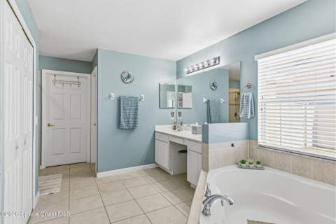 213 Wading Bird Circle, Palm Bay FL - photo 20 of 45