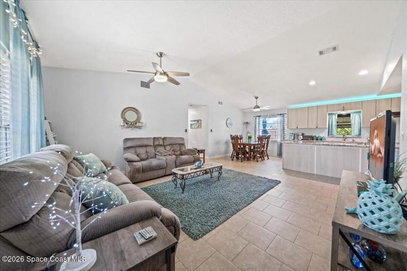 3 bedroom Single Family Residence at 2594 Longwood Boulevard, Longwood Phase III, Melbourne — photo 4