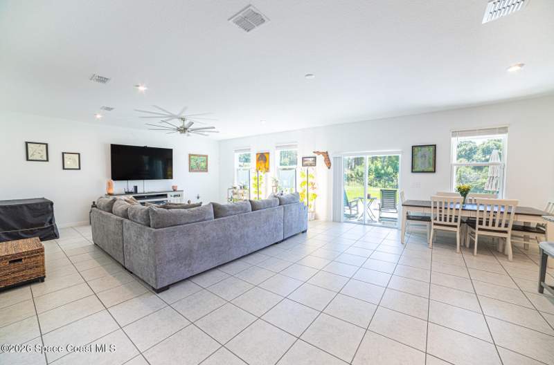 4 bedroom Single Family Residence at 4059 Heath Place, Brookshire, Titusville — photo 5