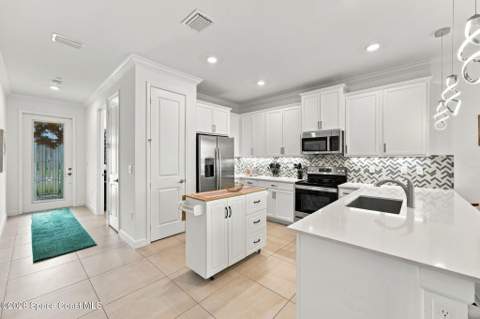 9233 Alister Drive, Melbourne FL - photo 8 of 73