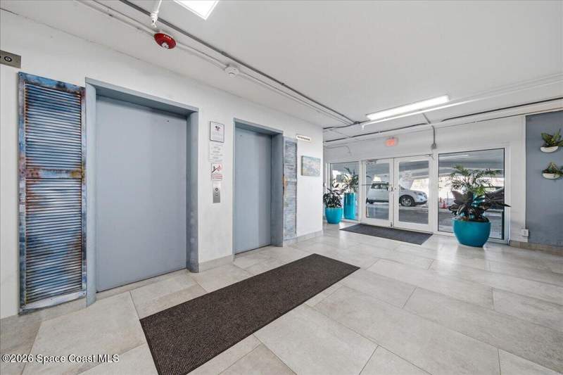 2 bedroom Condominium at 205 Jimmy Buffett Memorial Highway #512, Sandpiper Towers Condo, Satellite Beach — photo 2