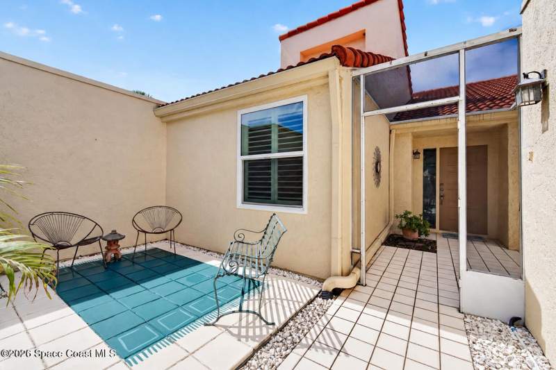 2 bedroom Townhouse at 734 Pine Island Drive, Courtyards Suntree Pud Stage 5 Tract 62 Unit 2, Melbourne — photo 3