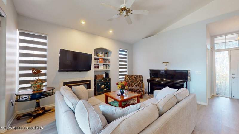3 bedroom Single Family Residence at 2506 St Johns Lane, James Landing, Melbourne — photo 3