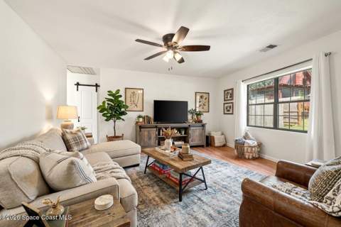 4110 Pecan Street, Mims FL - photo 10 of 50