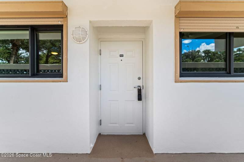 2 bedroom Condominium at 3901 Dixie Highway #102, Hiawatha Gardens, Palm Bay — photo 3
