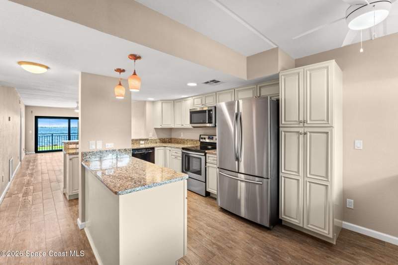 2 bedroom Condominium at 3901 Dixie Highway #102, Hiawatha Gardens, Palm Bay — photo 4