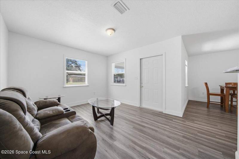 2 bedroom Single Family Residence at 3275 Jackson Avenue, Port Malabar Unit 2, Palm Bay — photo 4