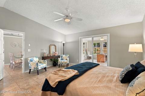 698 Sheridan Woods Drive, West Melbourne FL - photo 7 of 41