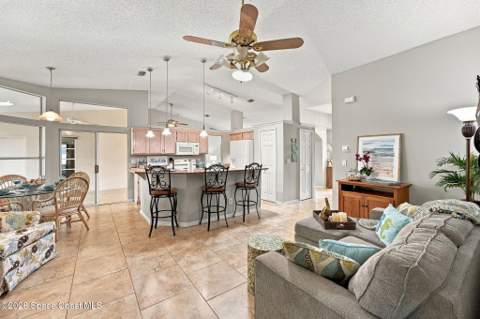 698 Sheridan Woods Drive, West Melbourne FL - photo 18 of 41