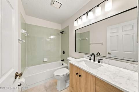 423 Vizcaya Court, Melbourne FL - photo 19 of 31