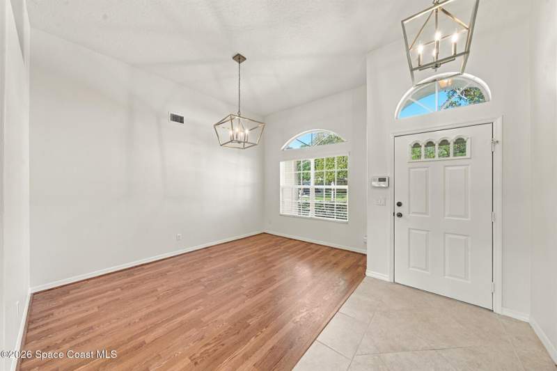 3 bedroom Single Family Residence at 423 Vizcaya Court, Vizcaya Estates, Melbourne — photo 3