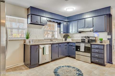 1148 N Singleton Avenue, Titusville FL - photo 10 of 37