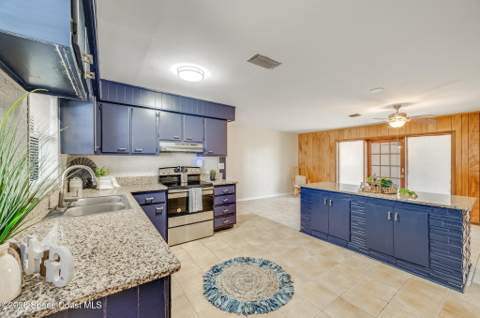 1148 N Singleton Avenue, Titusville FL - photo 11 of 37