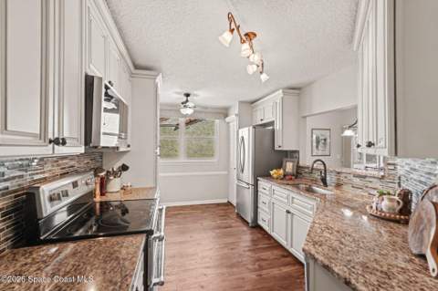 737 Spring Valley Drive, Melbourne FL - photo 8 of 26