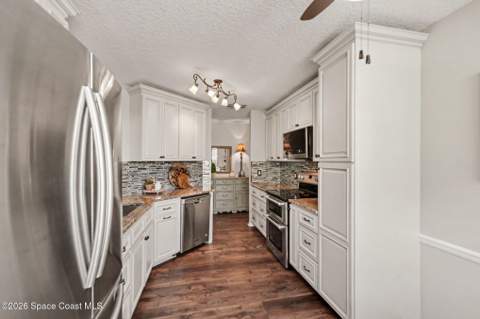737 Spring Valley Drive, Melbourne FL - photo 9 of 26
