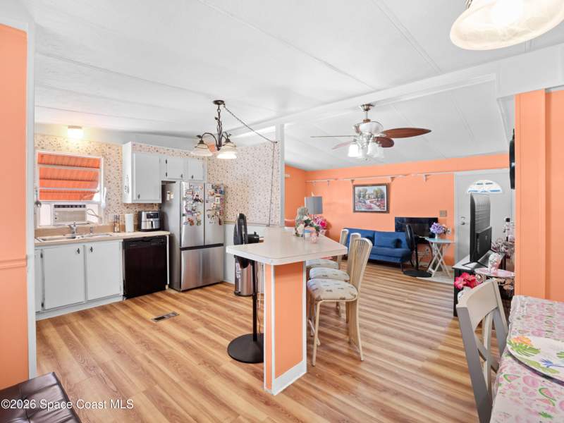 2 bedroom Manufactured Home at 1919 Live Oak Street, Palm Bay Colony Sec 4, Palm Bay — photo 4