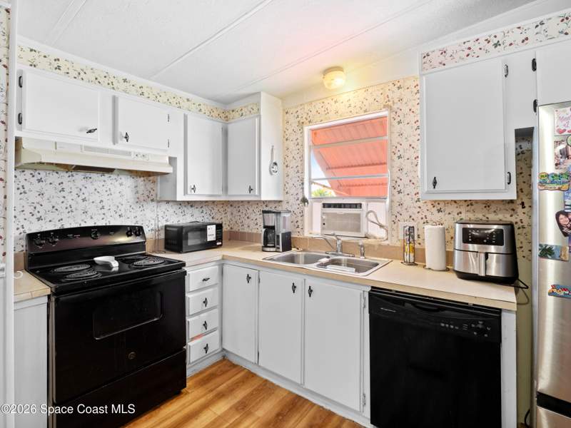 2 bedroom Manufactured Home at 1919 Live Oak Street, Palm Bay Colony Sec 4, Palm Bay — photo 5