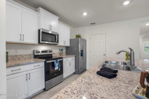 7419 Tourmaline Drive, Grant FL - photo 20 of 47
