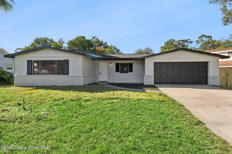 4 bedroom Single Family Residence at 720 Highland Terrace, Forest Hills Estates, Titusville — photo 2
