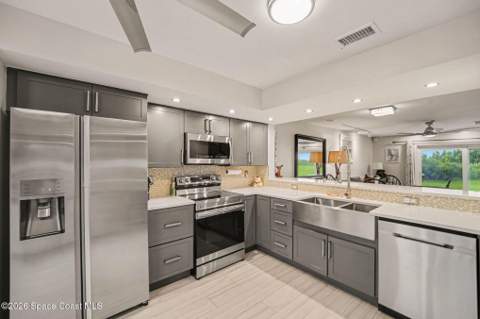 559 Jimmy Buffett Memorial Highway, Satellite Beach FL - photo 14 of 54