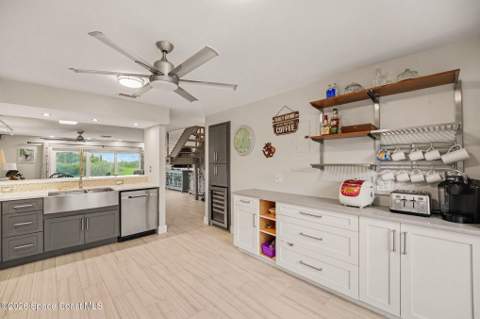 559 Jimmy Buffett Memorial Highway, Satellite Beach FL - photo 16 of 54