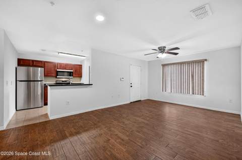 3532 D'avinci Way #1055, Melbourne FL - photo 11 of 27