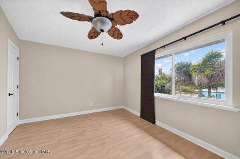 1800 S Orlando Avenue #18, Cocoa Beach FL - photo 15 of 29