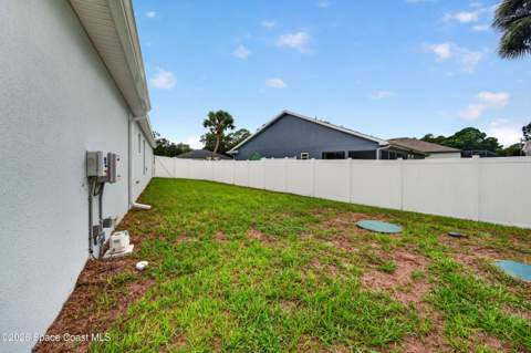 531 Balcom Terrace, Palm Bay FL - photo 10 of 59